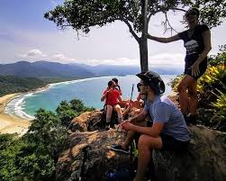 Melhores Trilhas na Ilha Grande para Amantes da Natureza